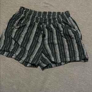 Briggs New York Black and White Striped Cargo Shorts